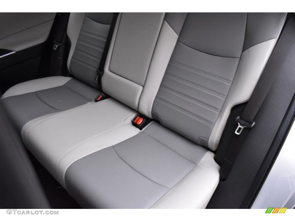 2019 RAV4 XLE AWD - Silver Sky Metallic / Light Gray photo #10
