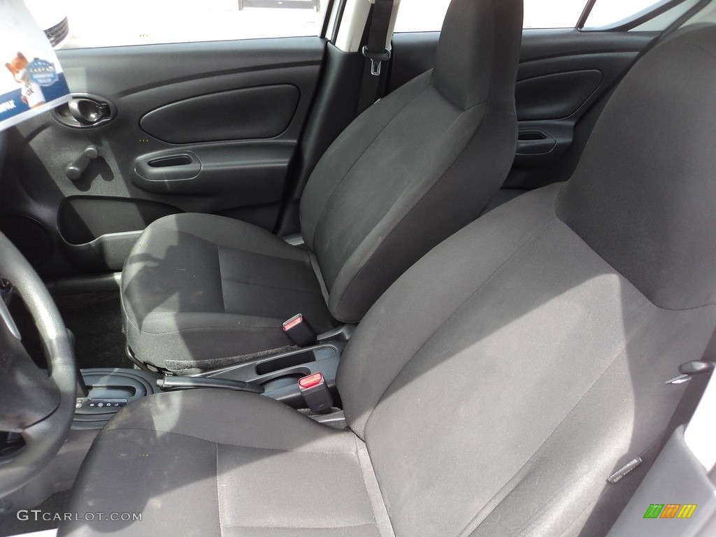 2017 Versa S - Fresh Powder White / Charcoal photo #7