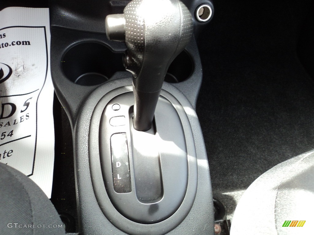 2017 Versa S - Fresh Powder White / Charcoal photo #18