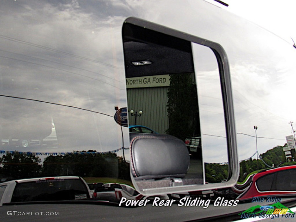 2018 F150 Platinum SuperCrew 4x4 - White Platinum / Black photo #28