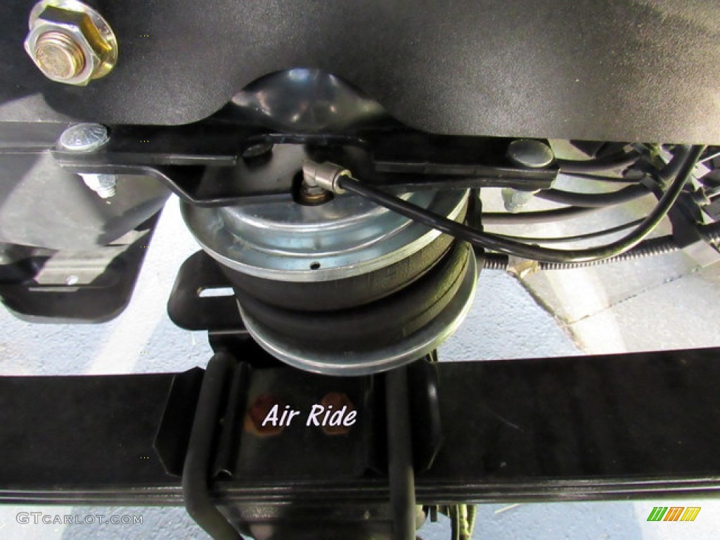 2018 F150 Platinum SuperCrew 4x4 - White Platinum / Black photo #36