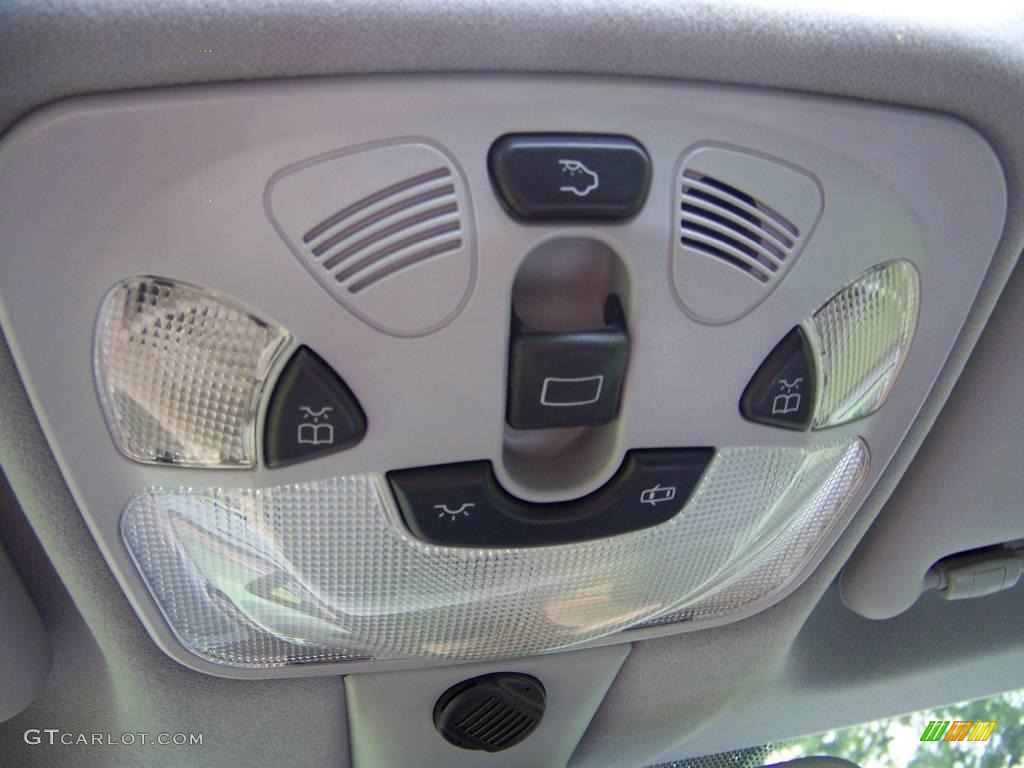 2003 Mercedes-Benz C 320 4Matic Sport Sedan Controls Photo #13407138
