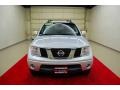 2008 Radiant Silver Nissan Frontier LE Crew Cab  photo #2