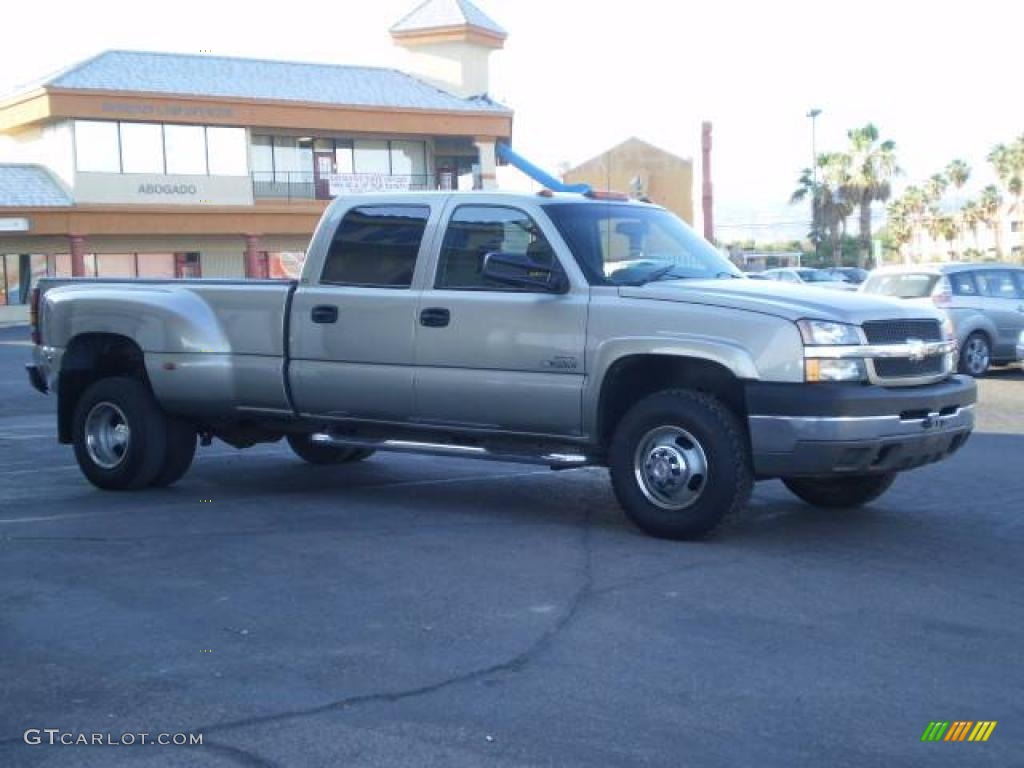 2003 Silverado 3500 LS Crew Cab Dually - Light Pewter Metallic / Dark Charcoal photo #2