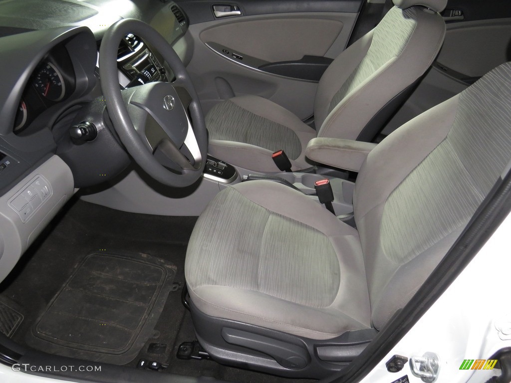2016 Accent SE Sedan - Century White / Gray photo #15