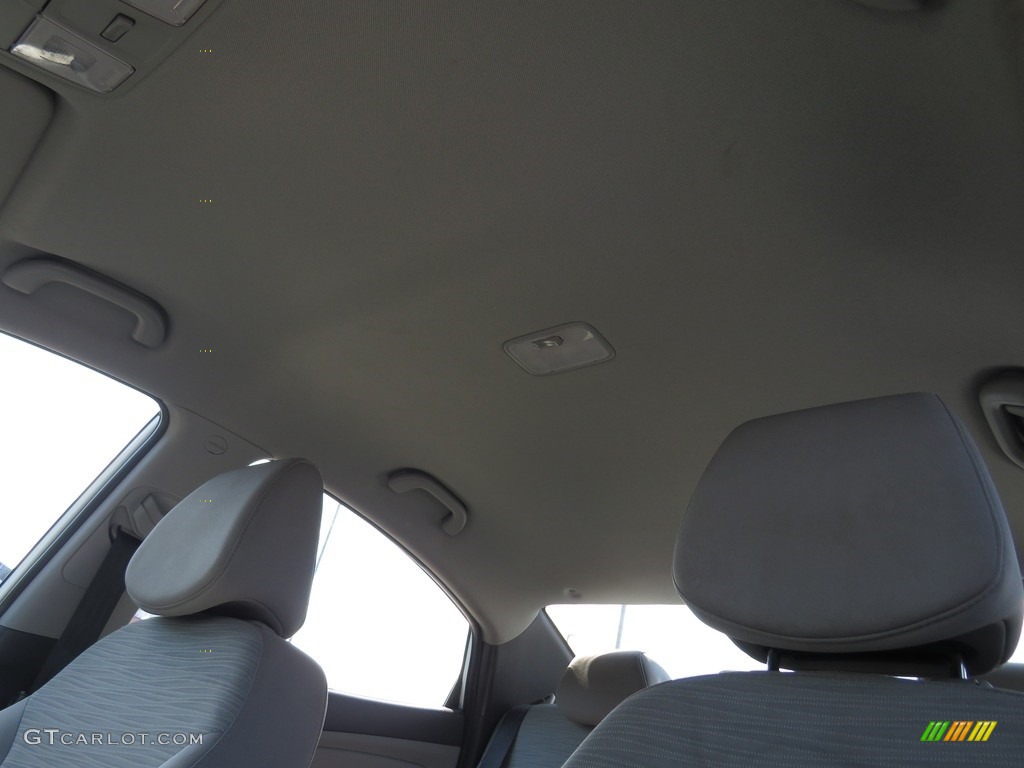 2016 Accent SE Sedan - Century White / Gray photo #34