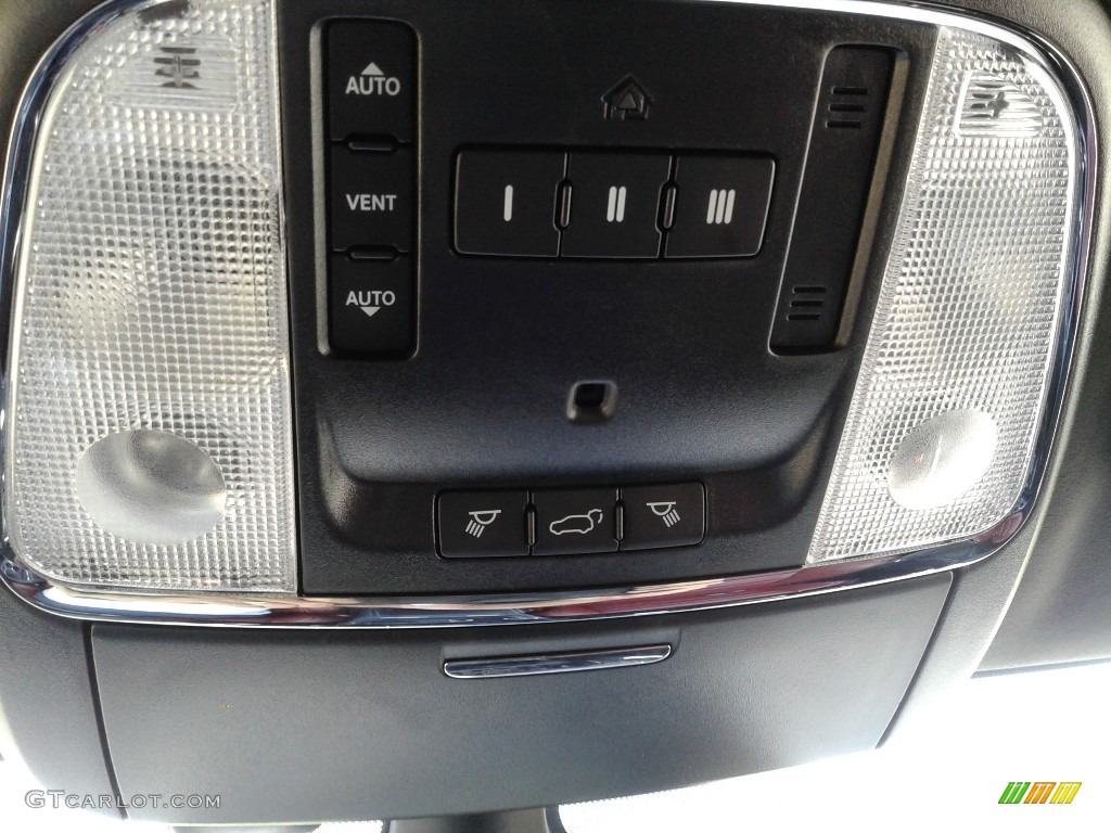 2018 Durango SRT AWD - Bruiser Gray / Red/Black photo #37