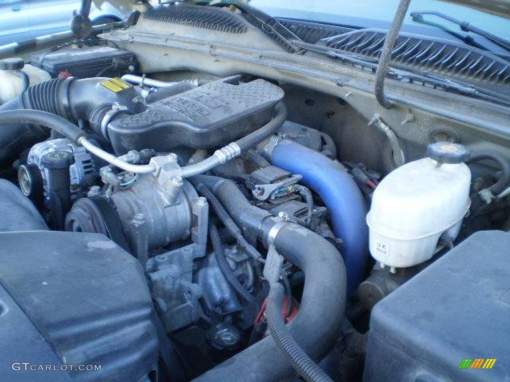 2003 Silverado 3500 LS Crew Cab Dually - Light Pewter Metallic / Dark Charcoal photo #37