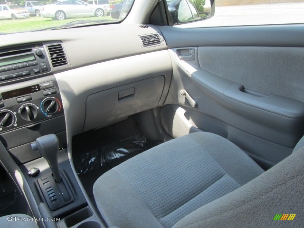2005 Corolla CE - Silver Streak Mica / Light Gray photo #14
