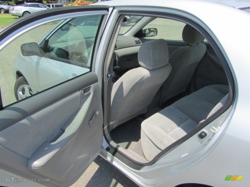 2005 Corolla CE - Silver Streak Mica / Light Gray photo #19