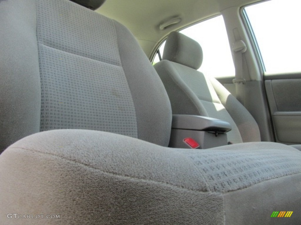 2005 Corolla CE - Silver Streak Mica / Light Gray photo #22