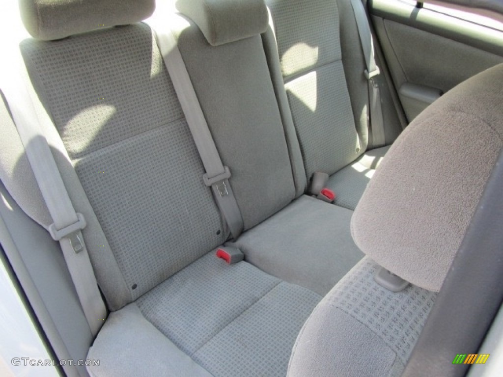 2005 Corolla CE - Silver Streak Mica / Light Gray photo #24