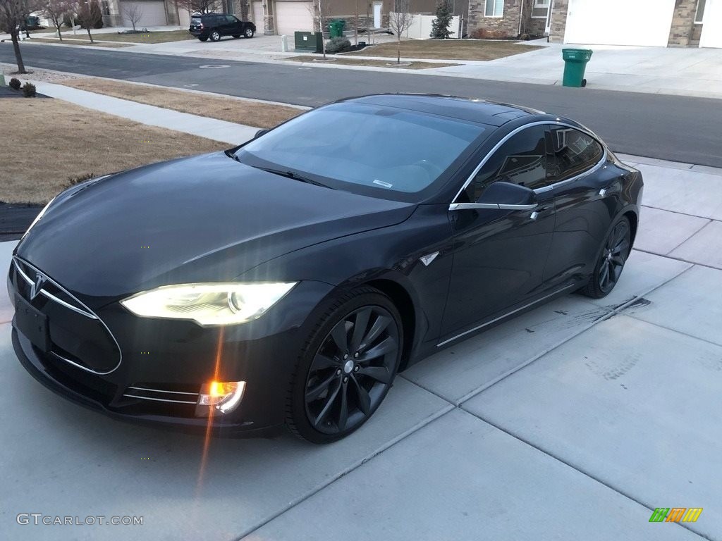 Monterey Blue Metallic Tesla Model S