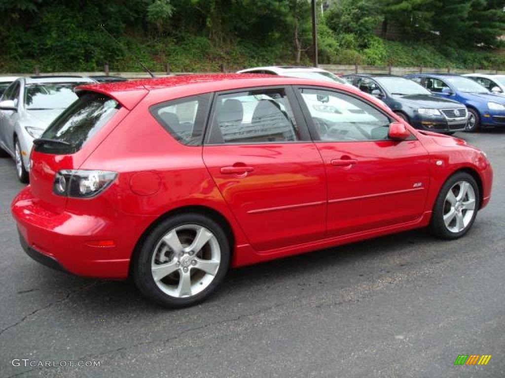 2006 MAZDA3 s Hatchback - Velocity Red Mica / Black photo #6