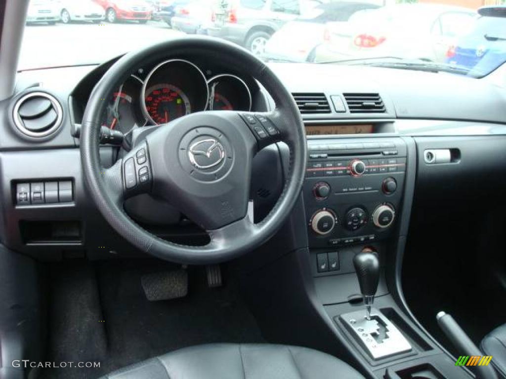2006 MAZDA3 s Hatchback - Velocity Red Mica / Black photo #12