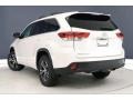 2018 Blizzard White Pearl Toyota Highlander LE  photo #10