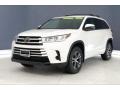 2018 Blizzard White Pearl Toyota Highlander LE  photo #12