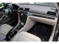 Platinum Gray Metallic - Passat SE Photo No. 17