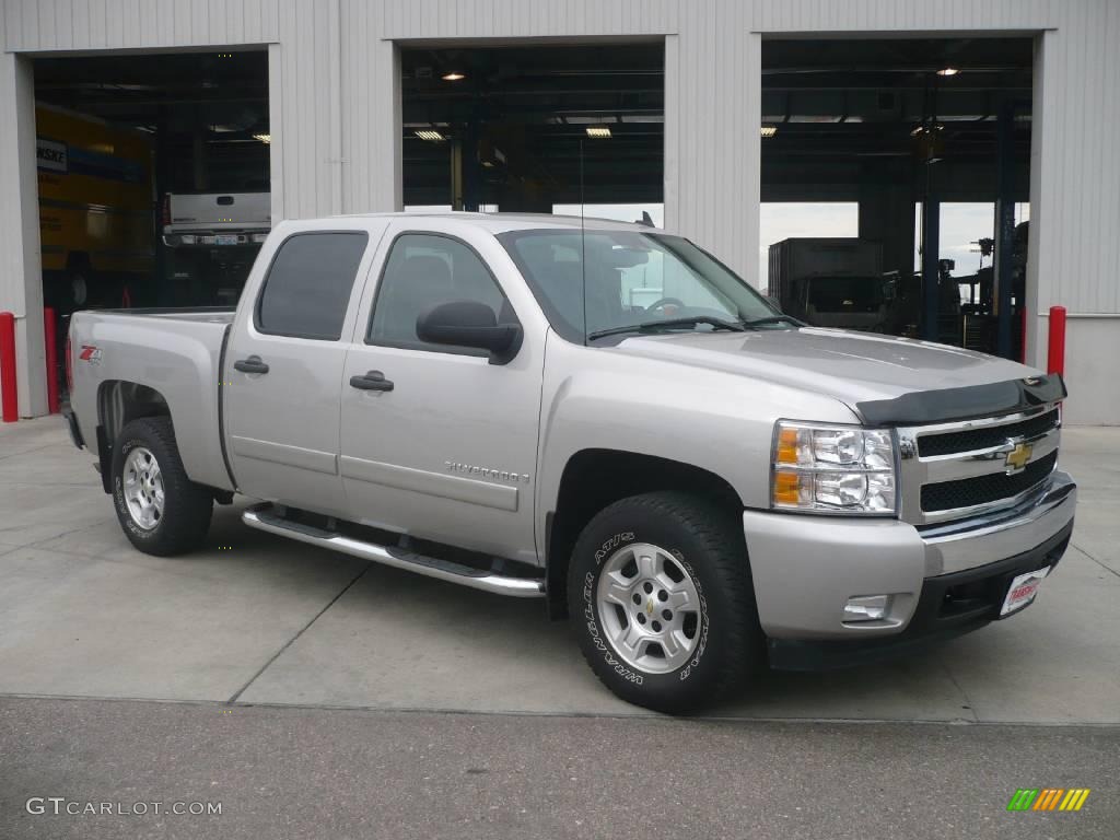 2007 Silverado 1500 LT Z71 Crew Cab 4x4 - Silver Birch Metallic / Dark Titanium Gray photo #1