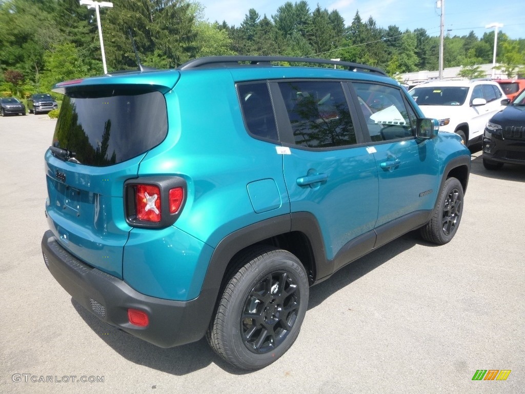 2019 Renegade Latitude 4x4 - Bikini Metallic / Black photo #5