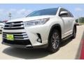 Blizzard White Pearl - Highlander XLE Photo No. 4