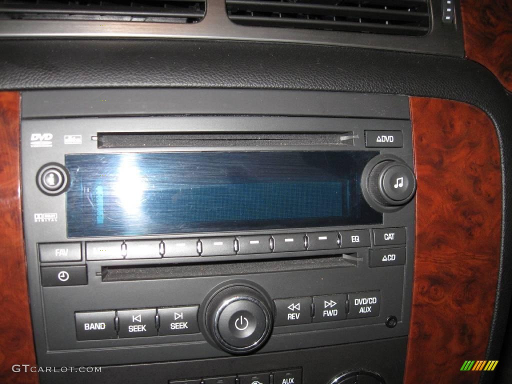 2007 Suburban 1500 LTZ 4x4 - Sport Red Metallic / Light Cashmere photo #14