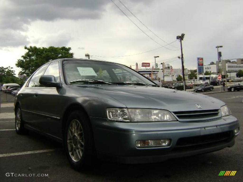 1995 Accord LX Sedan - Phantom Gray Pearl / Gray photo #10