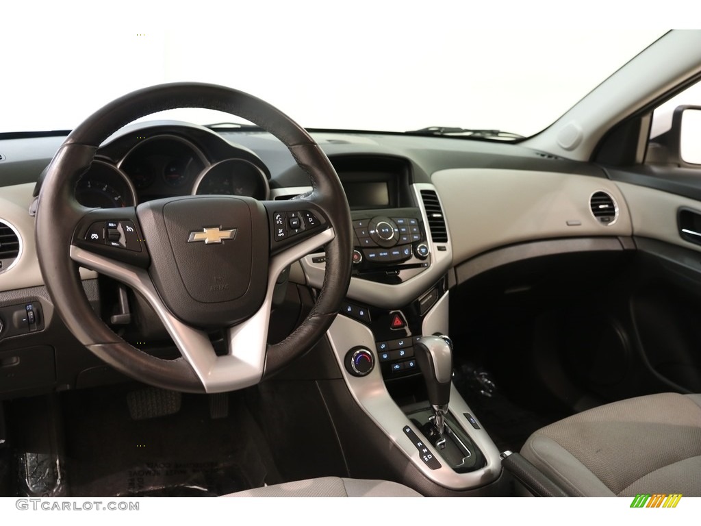 2014 Cruze LT - Summit White / Medium Titanium photo #6