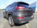 Granite Crystal Metallic - Cherokee Limited 4x4 Photo No. 5