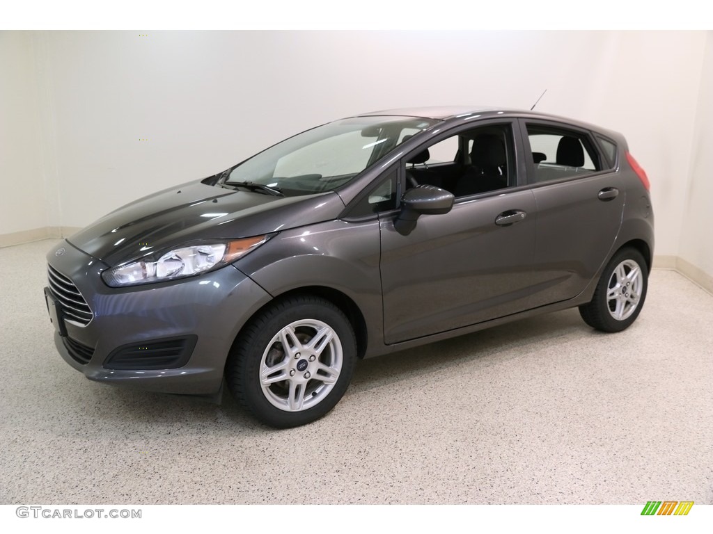 2017 Fiesta SE Hatchback - Magnetic / Charcoal Black photo #3