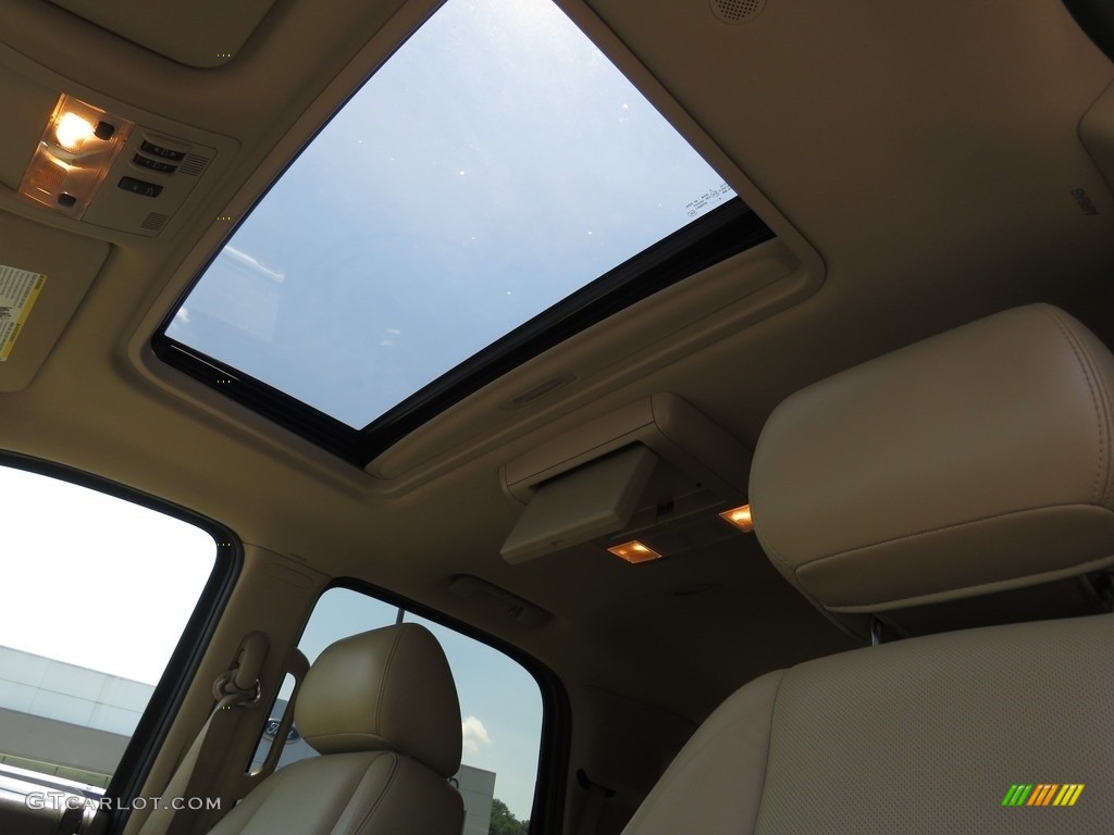 2011 Tahoe LTZ 4x4 - Taupe Gray Metallic / Light Cashmere/Dark Cashmere photo #2