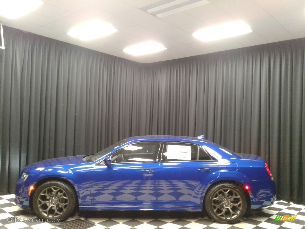 Ocean Blue Metallic Chrysler 300