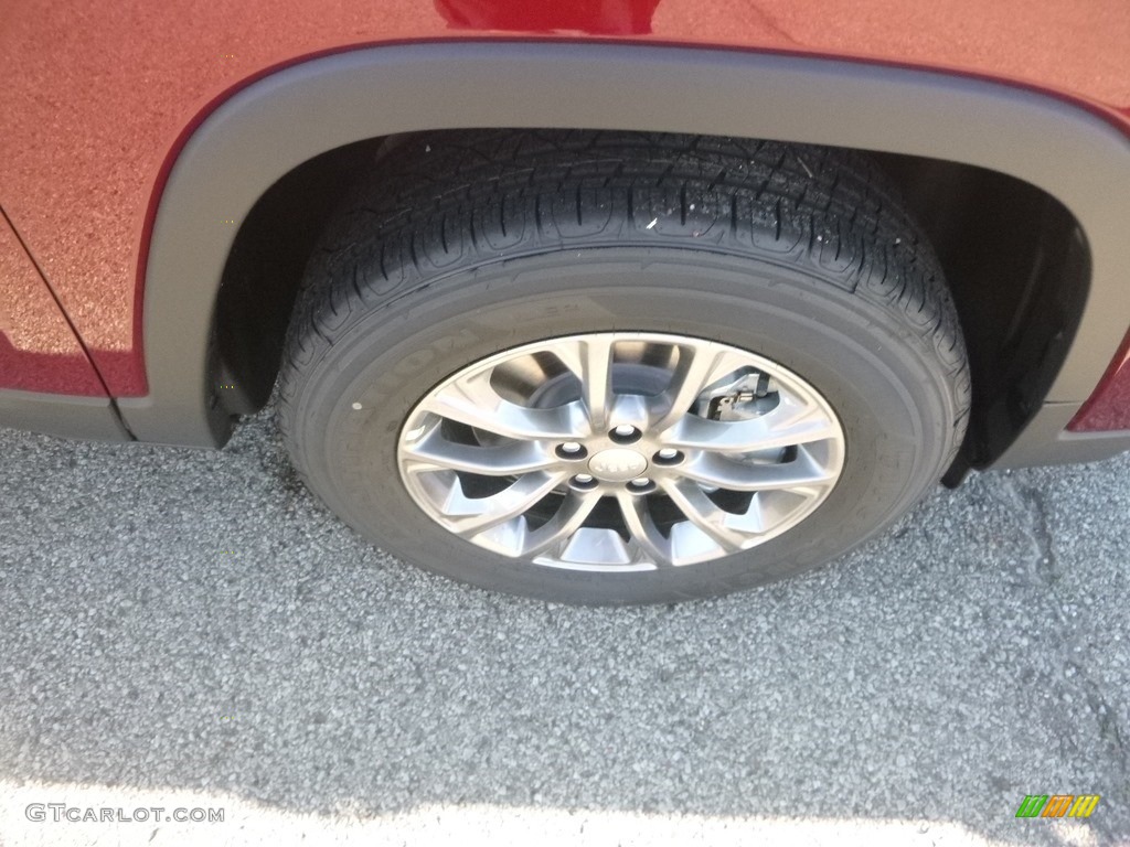 2019 Cherokee Latitude Plus 4x4 - Velvet Red Pearl / Black photo #10