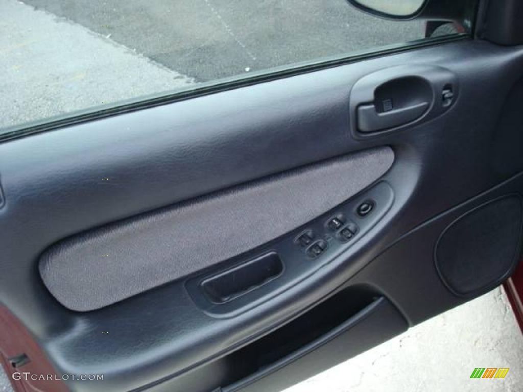 2002 Sebring LX Sedan - Dark Garnet Red Pearl / Dark Slate Gray photo #21