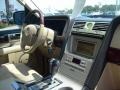 2006 Cashmere Tri-Coat Lincoln Navigator Luxury  photo #20