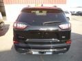 Diamond Black Crystal Pearl - Cherokee Overland 4x4 Photo No. 3
