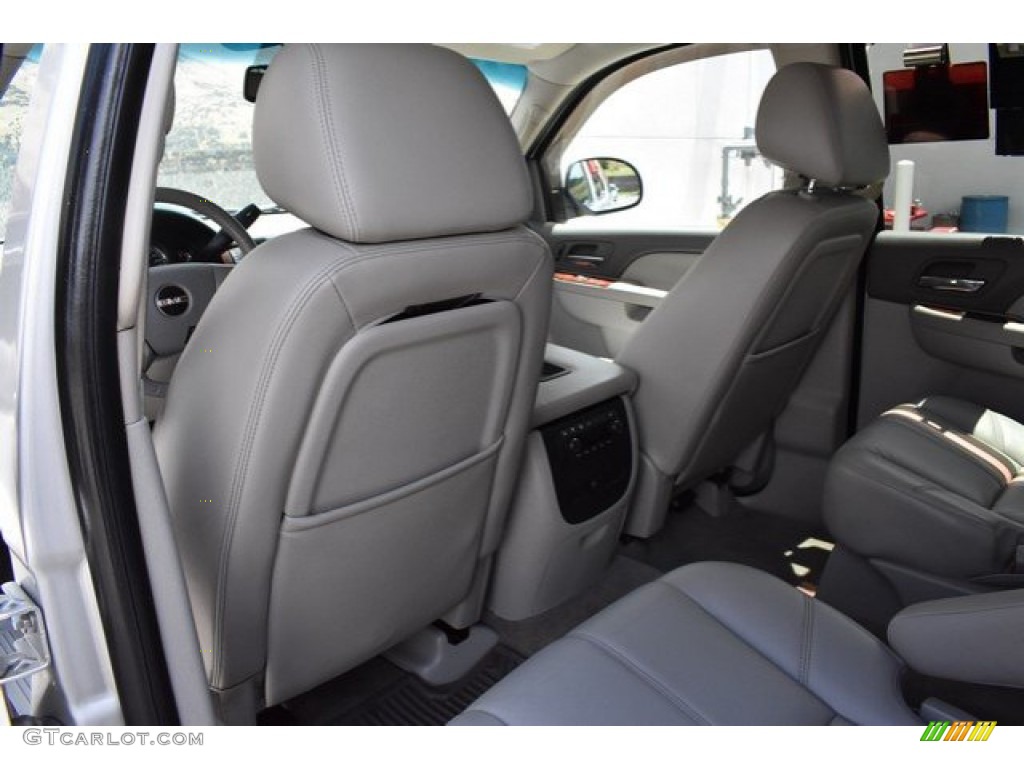 2010 Yukon SLT 4x4 - Pure Silver Metallic / Light Titanium photo #19