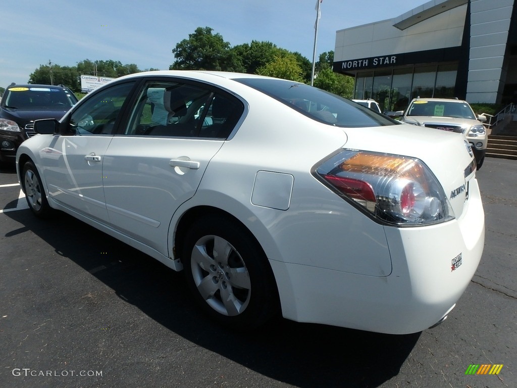 2007 Altima 2.5 S - Winter Frost Pearl / Charcoal photo #12