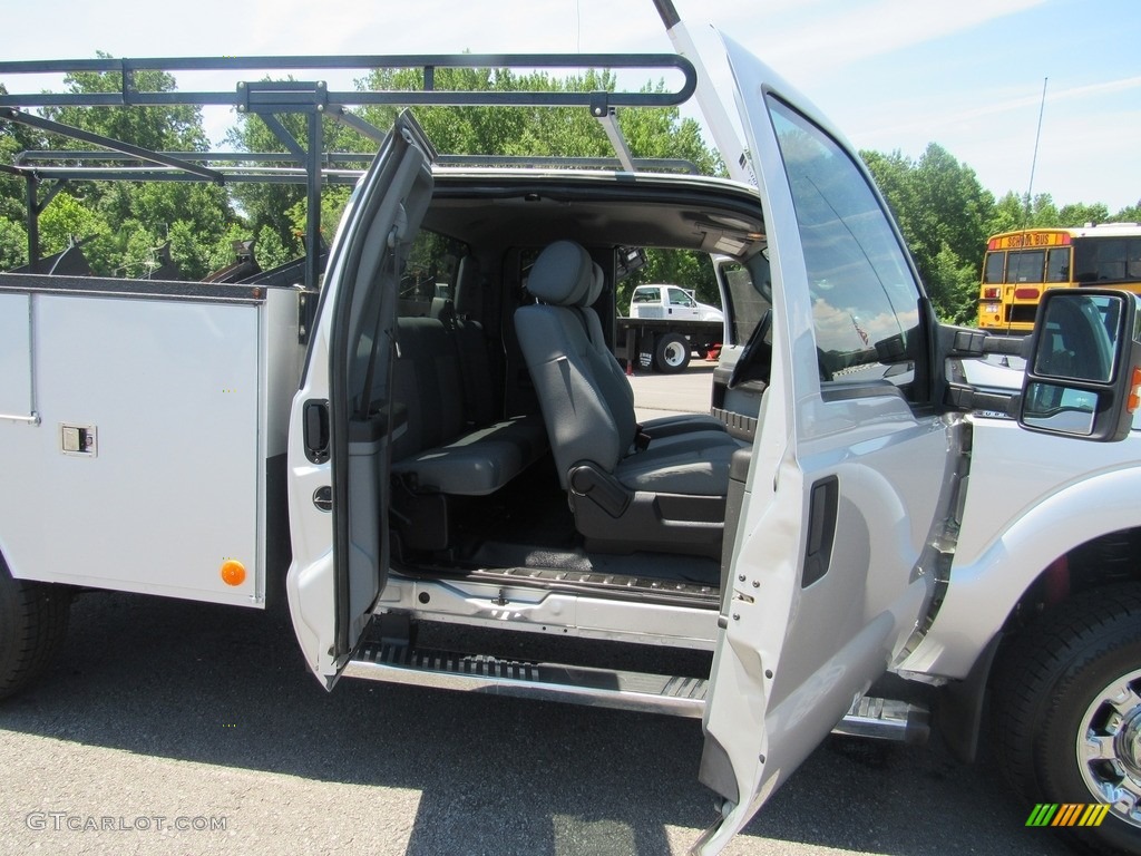 2012 F250 Super Duty XLT SuperCab 4x4 - Ingot Silver Metallic / Steel photo #29