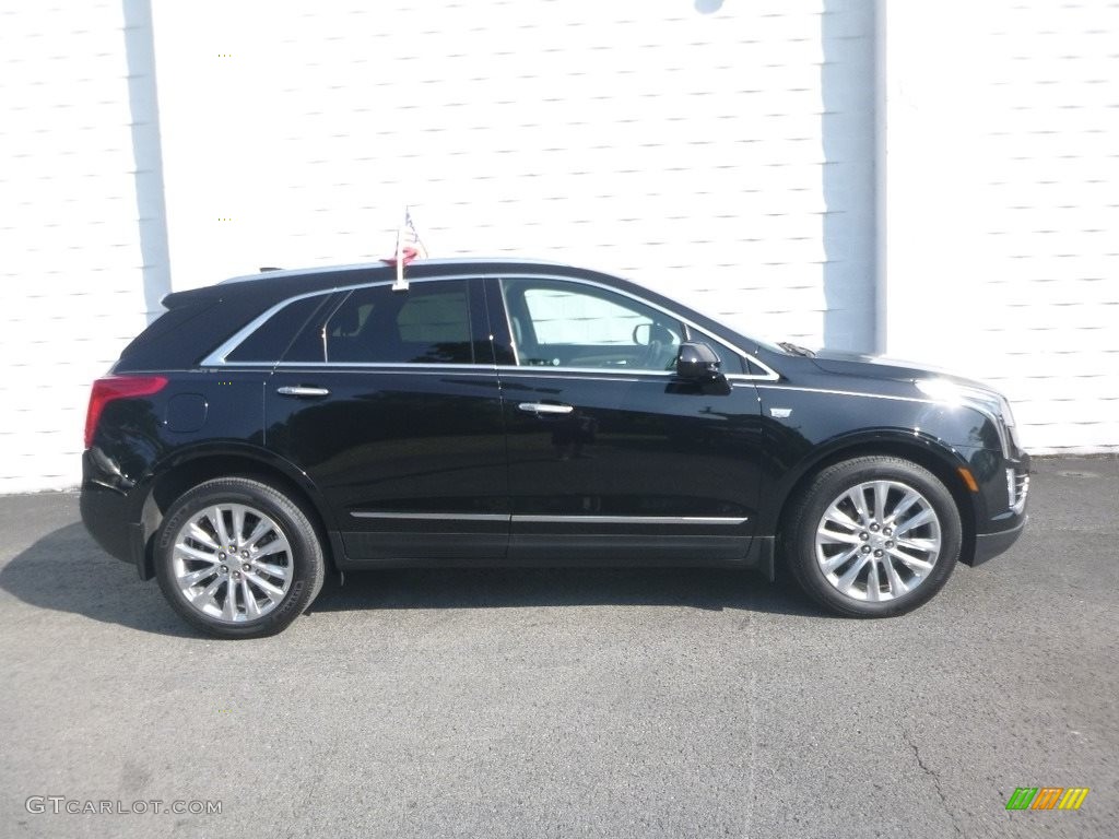 2017 XT5 Platinum AWD - Stellar Black Metallic / Jet Black photo #3