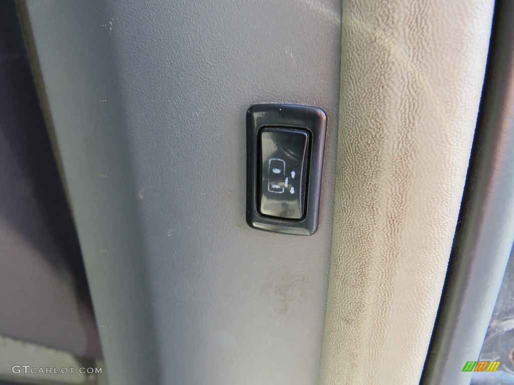 2008 Quest 3.5 S - Galaxy Black Metallic / Gray photo #21