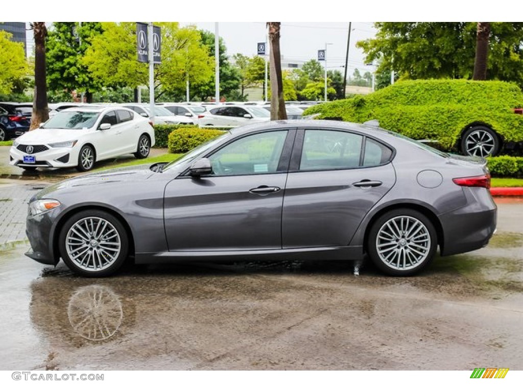 2017 Giulia Ti RWD - Vesuvio Gray Metallic / Black photo #4