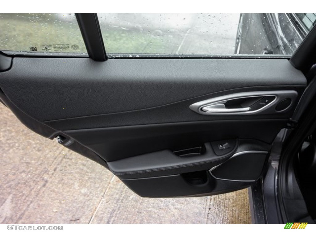 2017 Giulia Ti RWD - Vesuvio Gray Metallic / Black photo #20