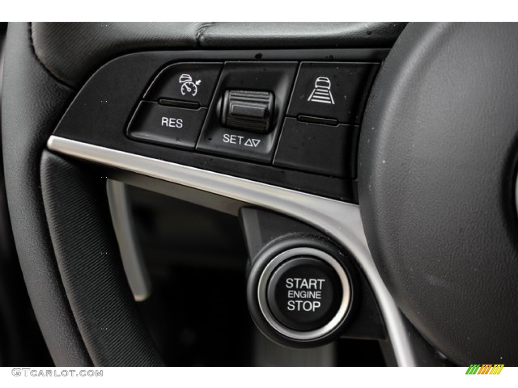 2017 Giulia Ti RWD - Vesuvio Gray Metallic / Black photo #32