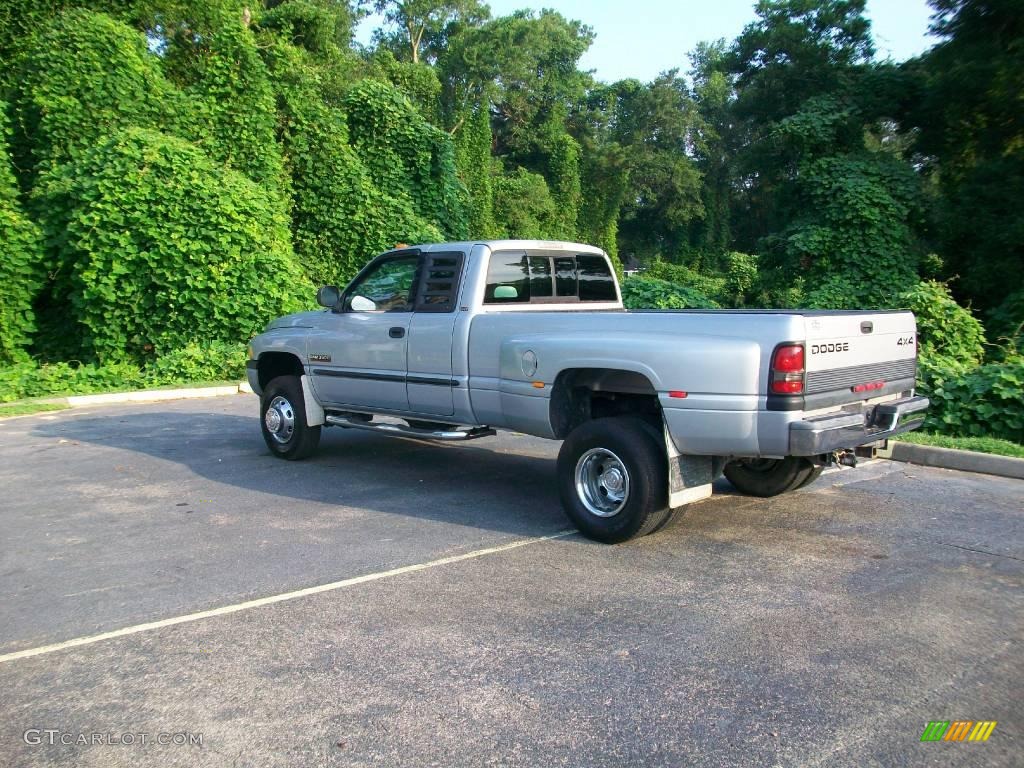 2000 Ram 3500 SLT Extended Cab 4x4 Dually - Light Driftwood Satin Glow / Mist Gray photo #5