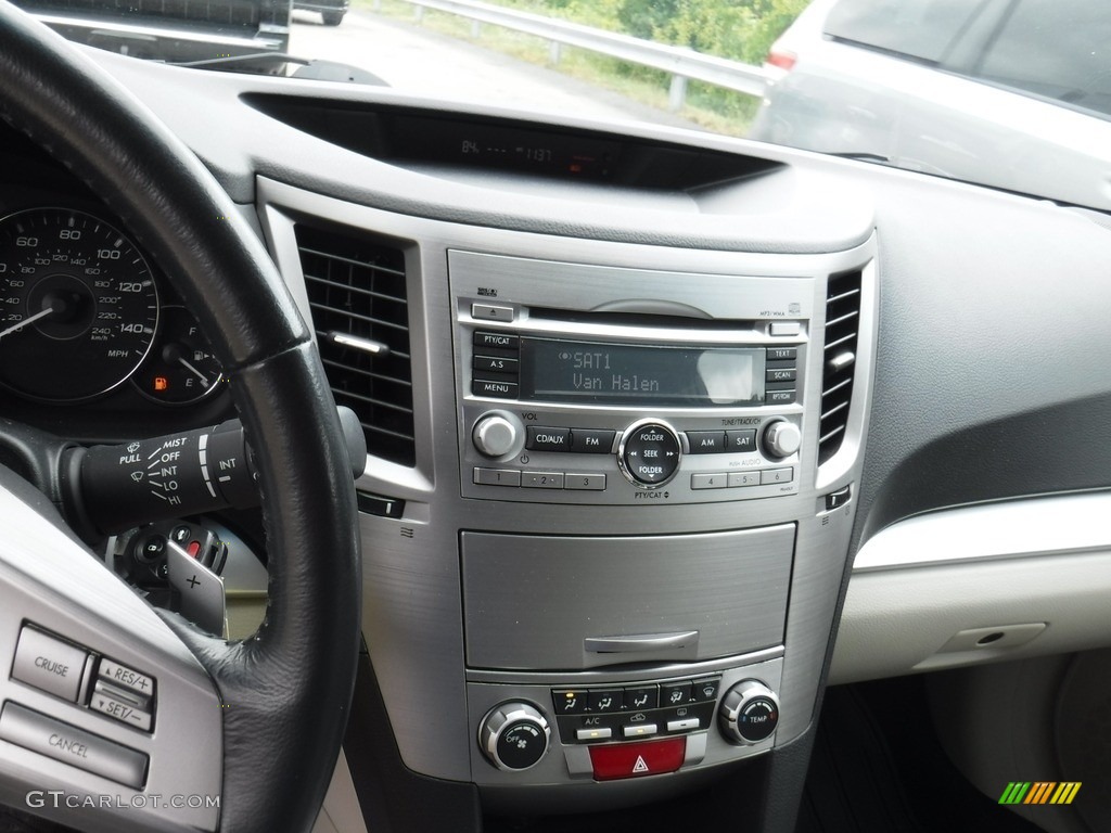 2011 Outback 2.5i Premium Wagon - Caramel Bronze Pearl / Warm Ivory photo #17