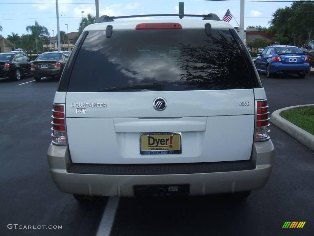 2005 Mountaineer V6 AWD - Oxford White / Medium Dark Parchment photo #5