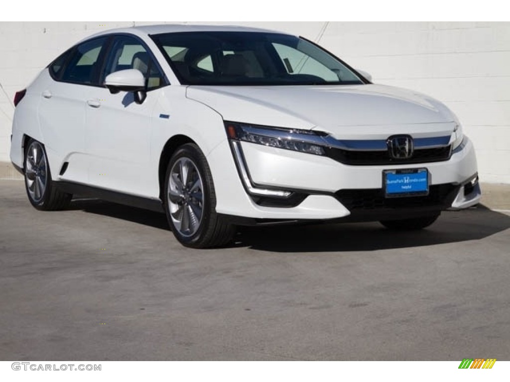 Platinum White Pearl 2019 Honda Clarity Touring Plug In Hybrid Exterior Photo #134158690