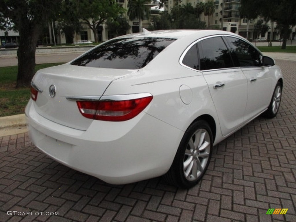 2014 Verano  - Summit White / Medium Titanium photo #9