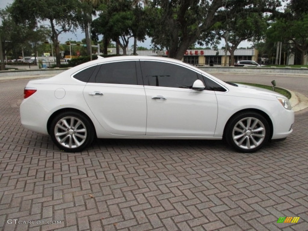 2014 Verano  - Summit White / Medium Titanium photo #11